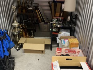5 x 10 storage unit in Bradenton, FL