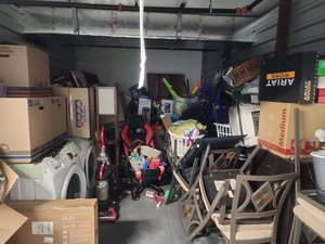 10 x 15 storage unit in Bradenton, FL