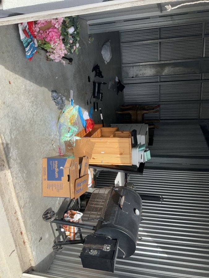 10 x 20 storage unit in Sarasota, FL