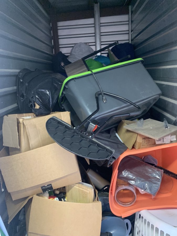 5 x 10 storage unit in Bradenton, FL