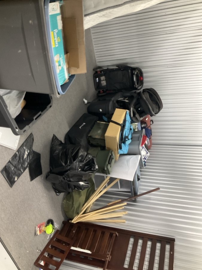 10 x 10 storage unit in Sarasota, FL