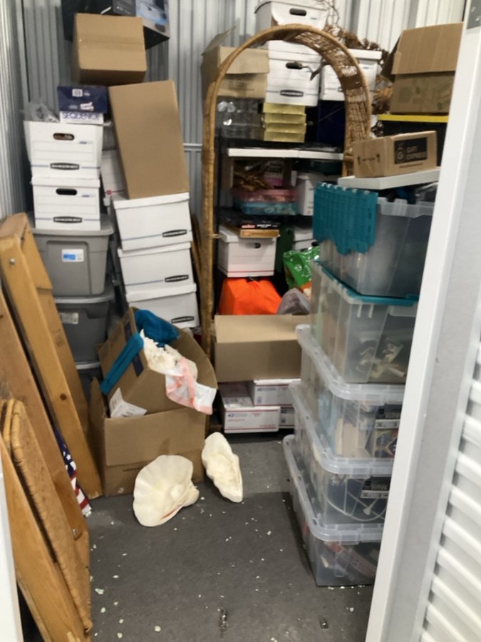 8 x 17 storage unit in Sarasota, FL