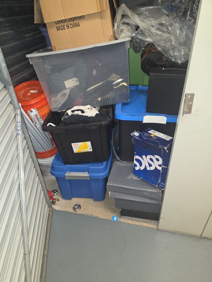 5 x 10 storage unit in Manchester, CT