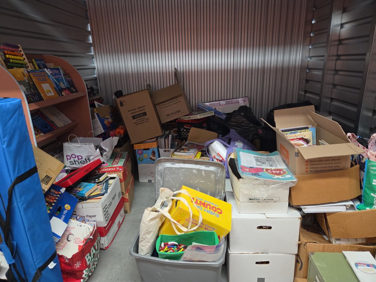 10 x 10 storage unit in Houston, TX