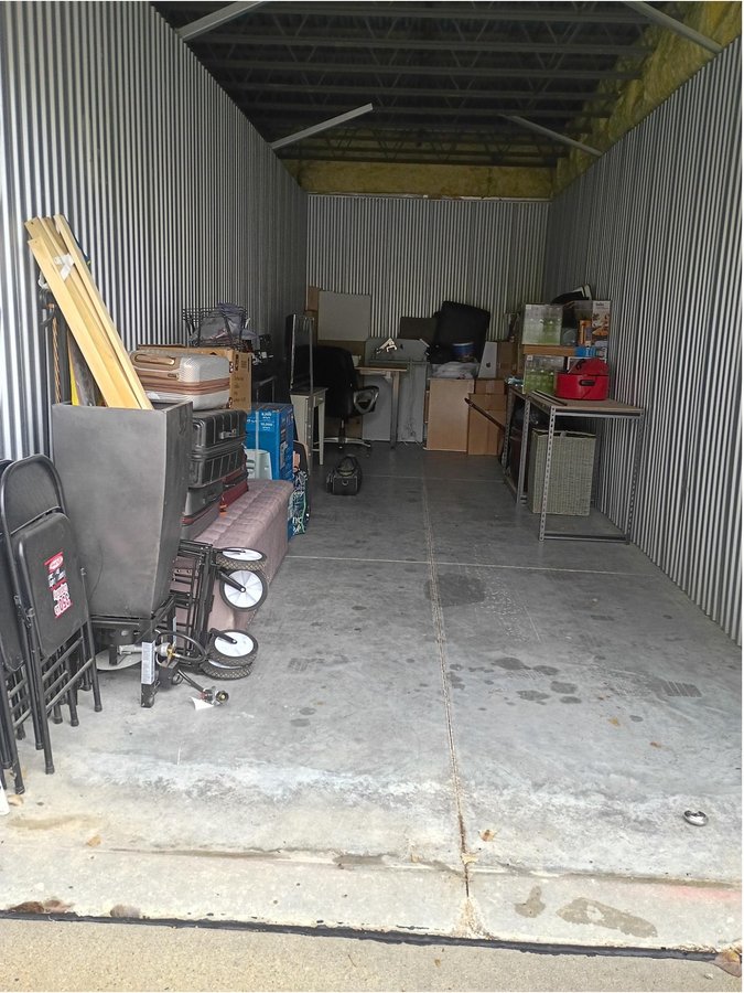 10 x 30 storage unit in Omaha, NE