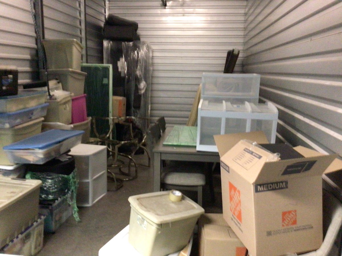 10 x 20 storage unit in Rancho Cucamonga, CA