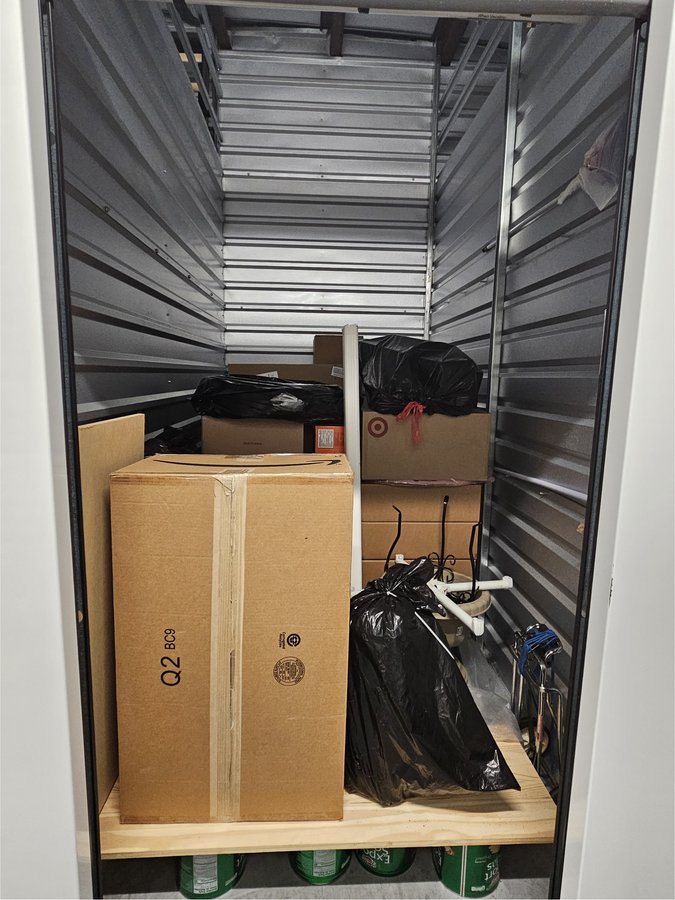 5 x 10 storage unit in Davenport, FL