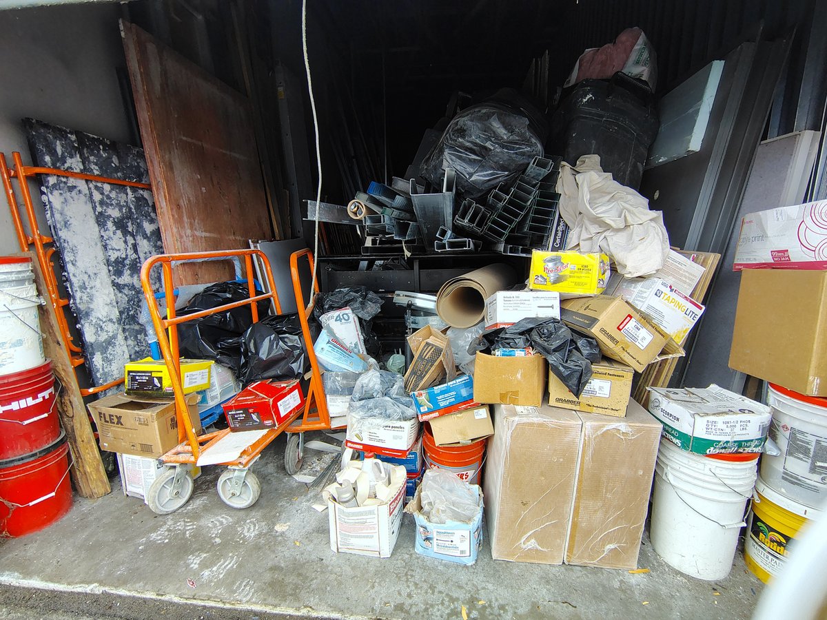 40 x 12 storage unit in Federal Way, WA