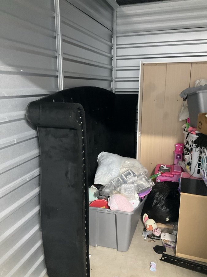 7 x 10 storage unit in Punta Gorda, FL