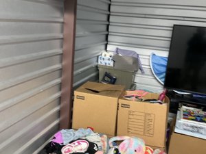 10 x 10 storage unit in Punta Gorda, FL
