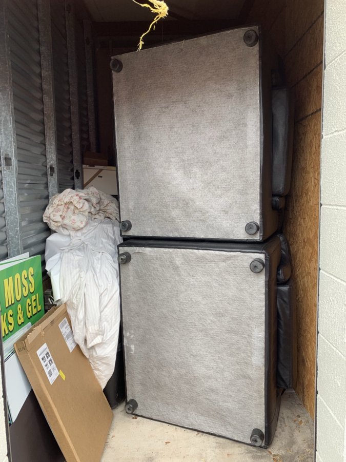5 x 10 storage unit in Bradenton, FL