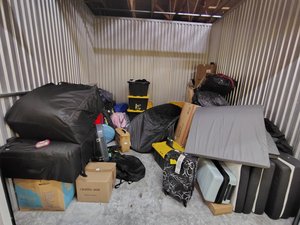10 x 10 storage unit in Federal Way, WA