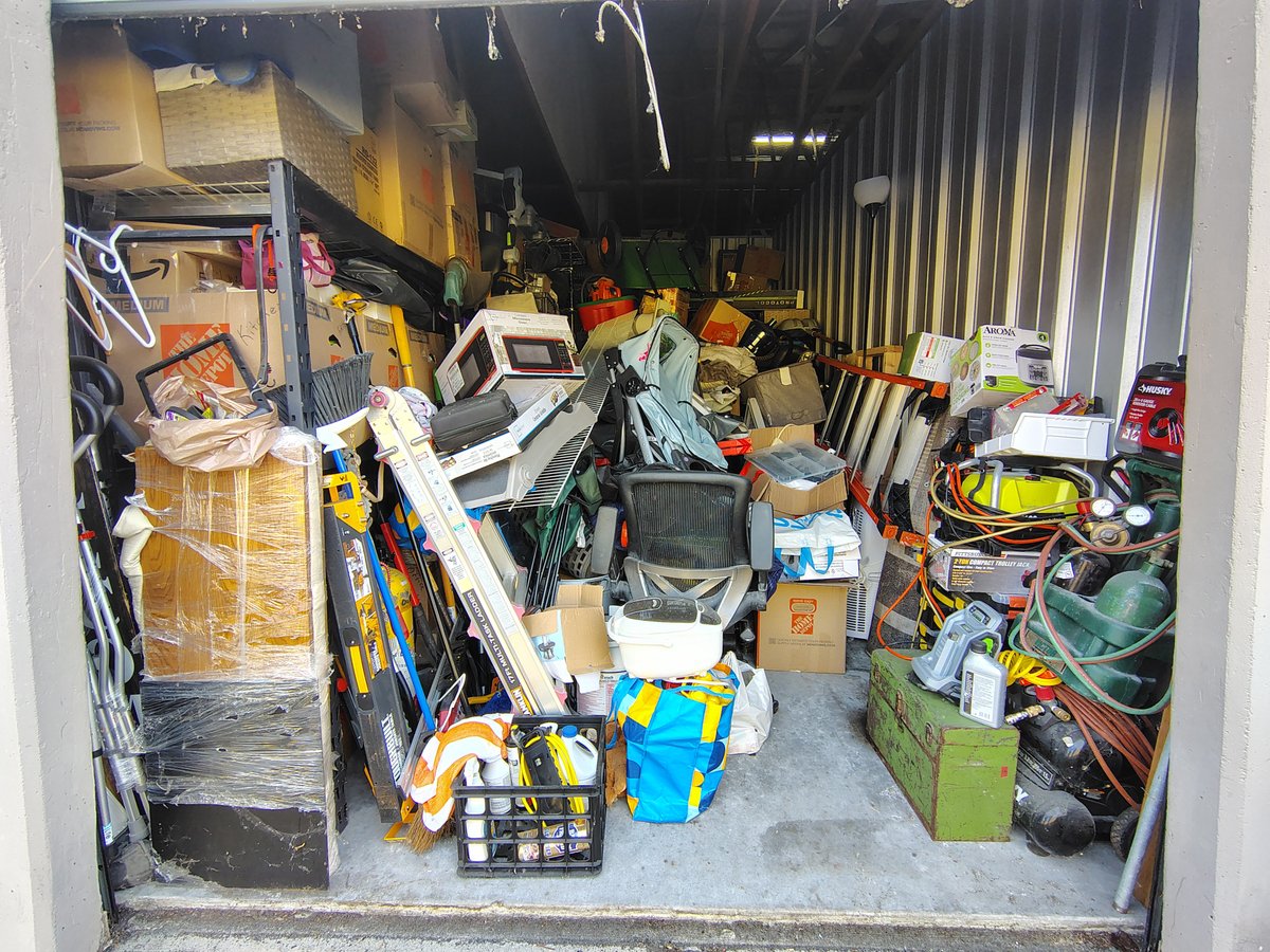 10 x 20 storage unit in Federal Way, WA