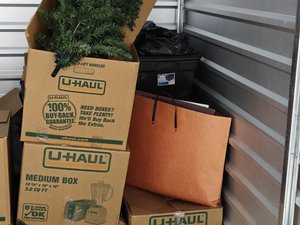 5 x 10 storage unit in Springfield, MA