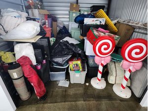 10 x 10 storage unit in West Seneca, NY