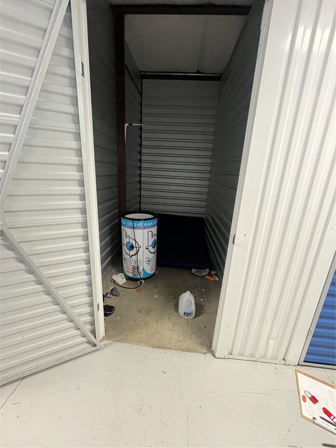 5 x 10 storage unit in Austin, TX