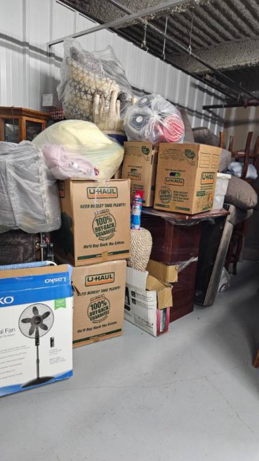 10 x 25 storage unit in Houston, TX