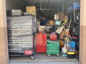 10 x 20 storage unit in Peoria, AZ