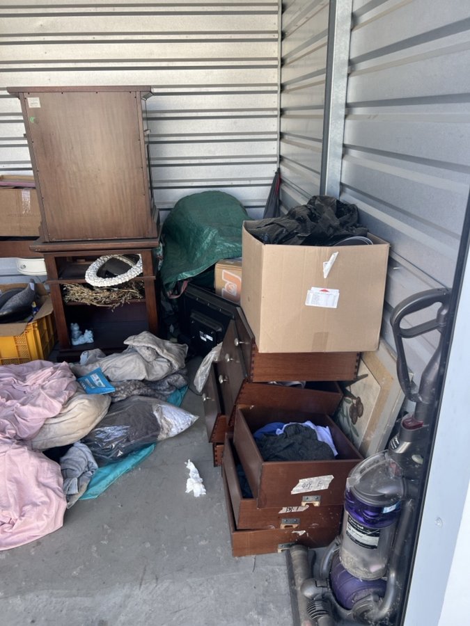 10 x 10 storage unit in Oroville, CA