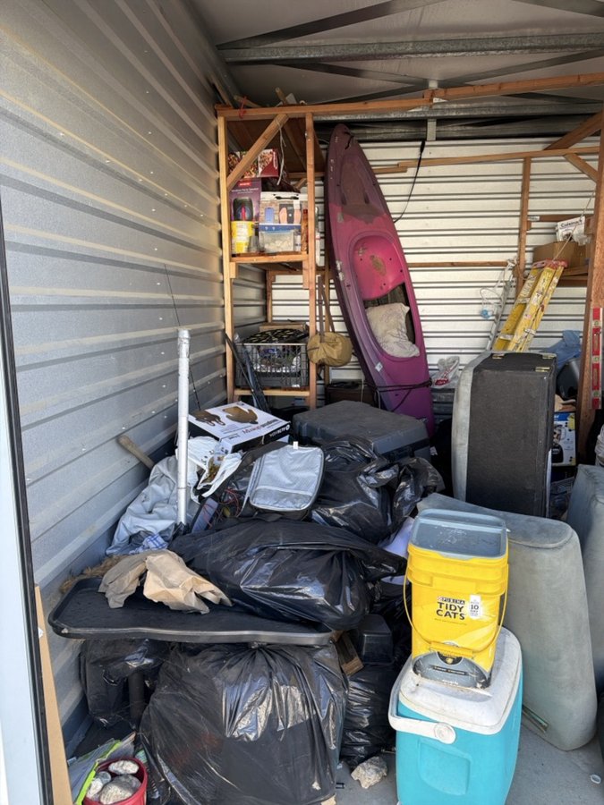 10 x 15 storage unit in Oroville, CA