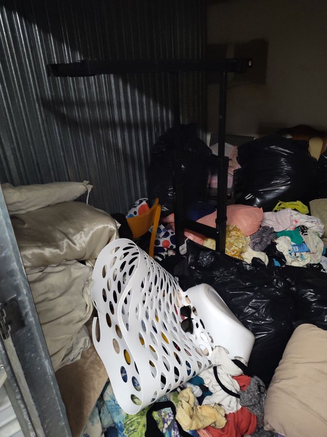 10 x 10 storage unit in Brandon, FL