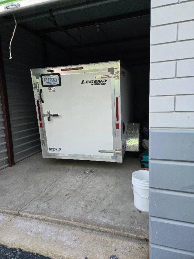 10 x 30 storage unit in Naperville, IL