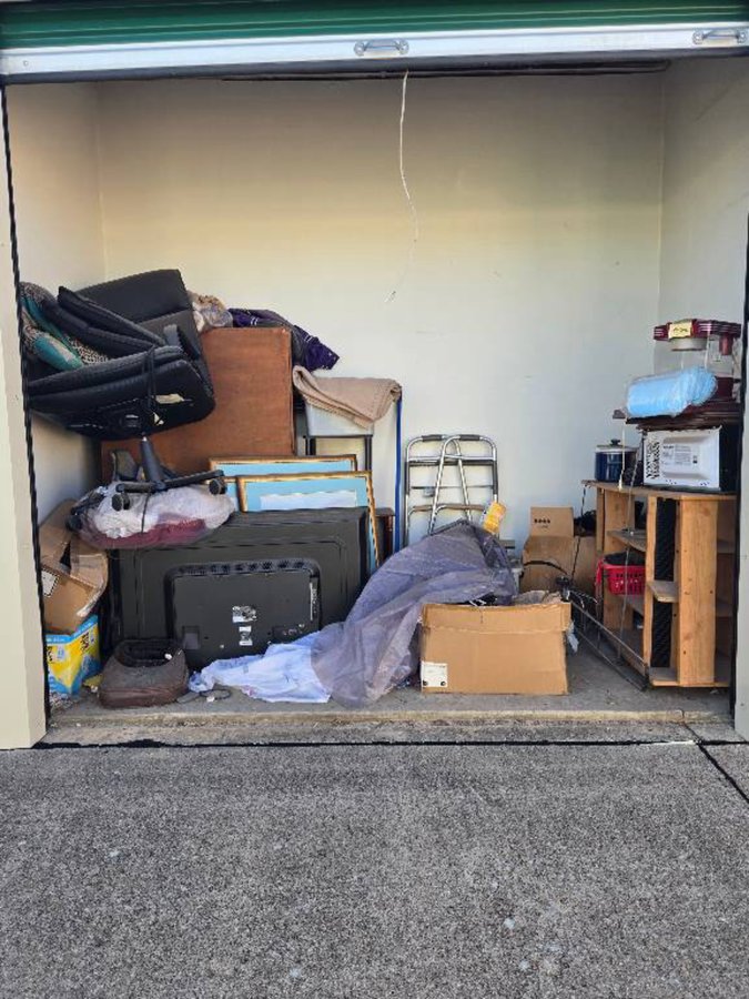 10 x 5 storage unit in Irving, TX