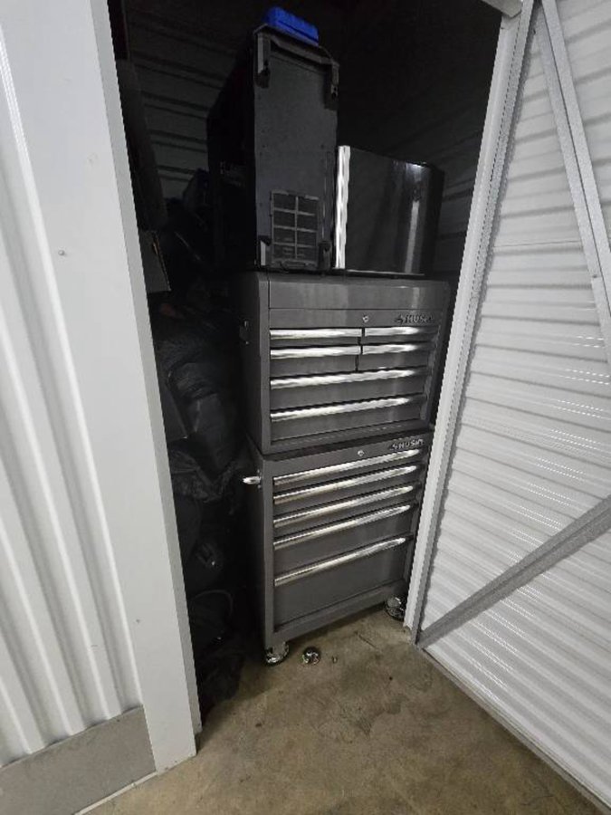 5 x 5 storage unit in Fredericksburg, VA