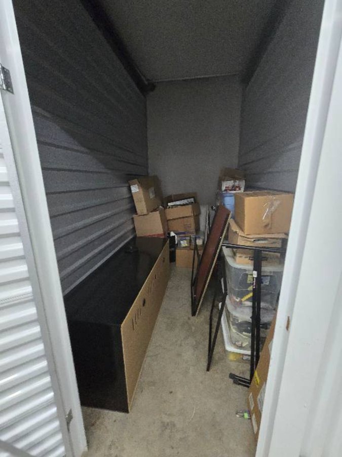 5 x 10 storage unit in Fredericksburg, VA