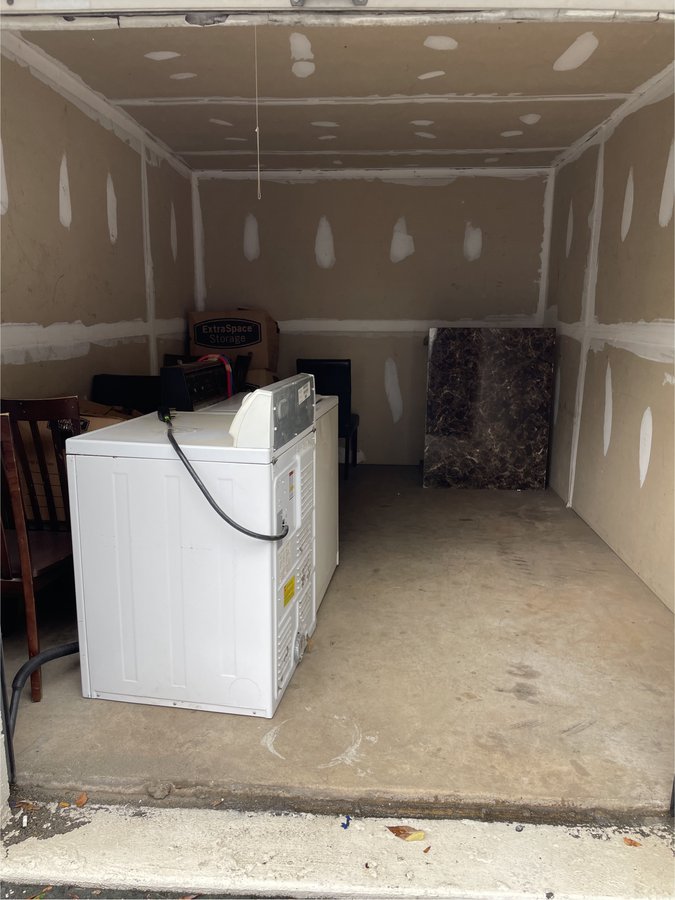 10 x 15 storage unit in Charlotte, NC