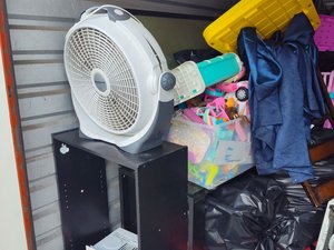 10 x 10 storage unit in Brandon, FL
