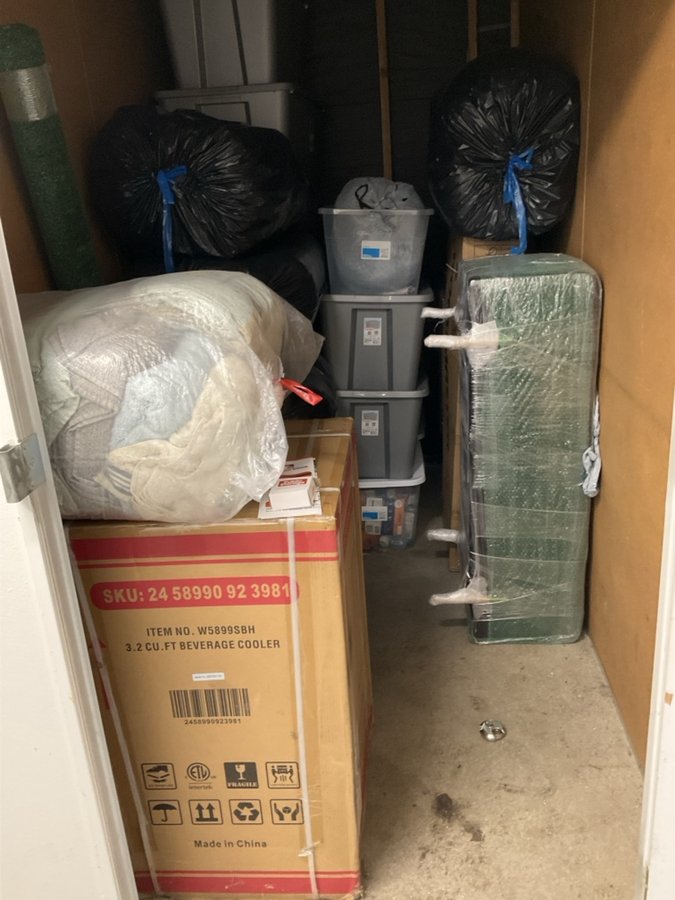 5 x 10 storage unit in Vallejo, CA