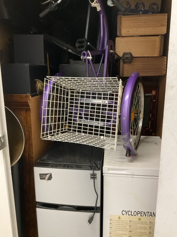 5 x 10 storage unit in Vallejo, CA