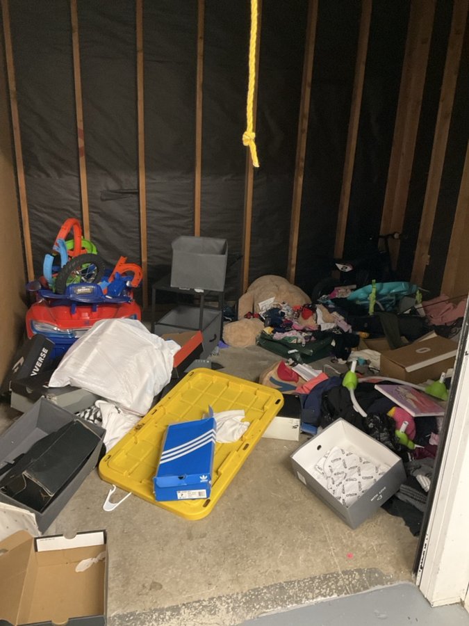 10 x 10 storage unit in Vallejo, CA