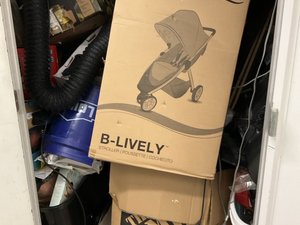 5 x 5 storage unit in Vallejo, CA