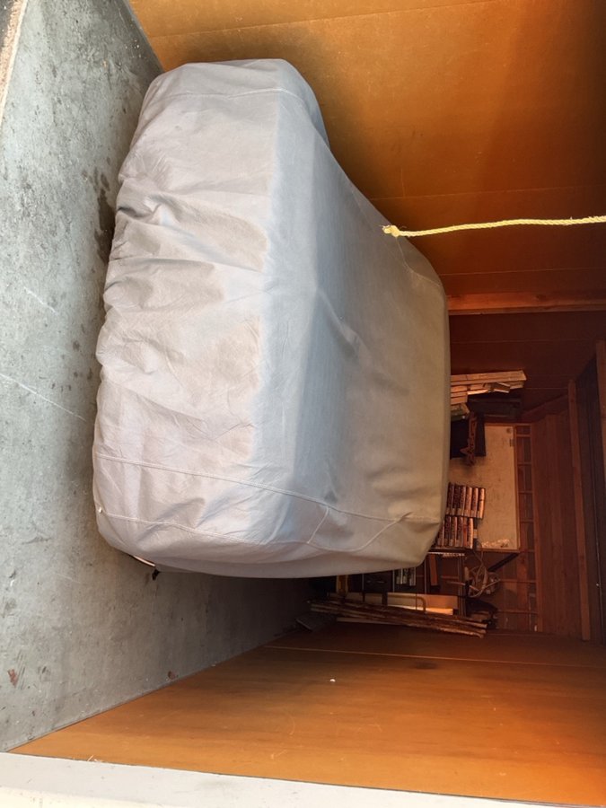 10 x 28 storage unit in Vallejo, CA