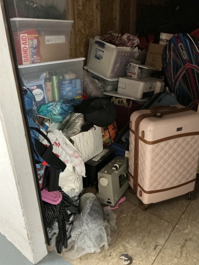 10 x 10 storage unit in Las Vegas, NV