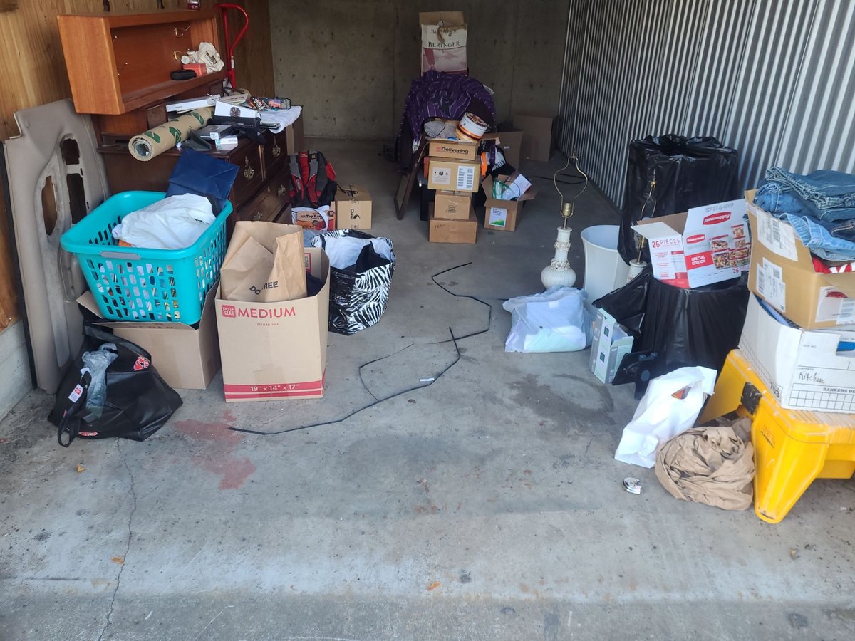 10 x 20 storage unit in Troutdale, OR