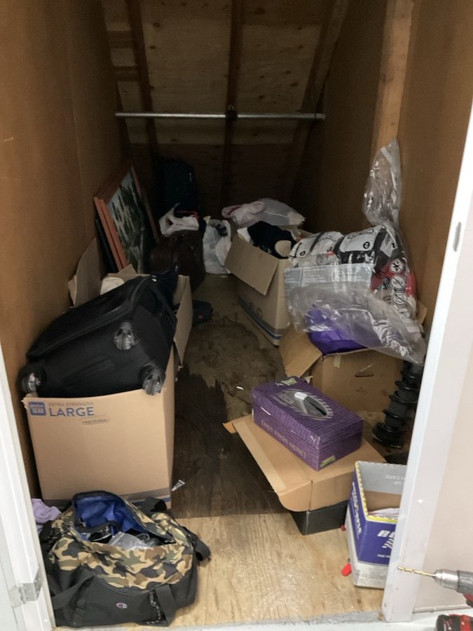 5 x 10 storage unit in Vallejo, CA