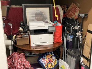 10 x 10 storage unit in Vallejo, CA
