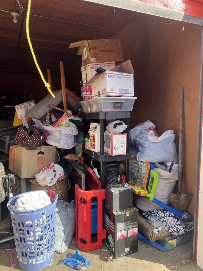 10 x 20 storage unit in Rancho Cordova, CA