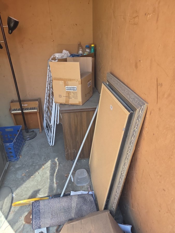 6 x 8 storage unit in Rancho Cordova, CA