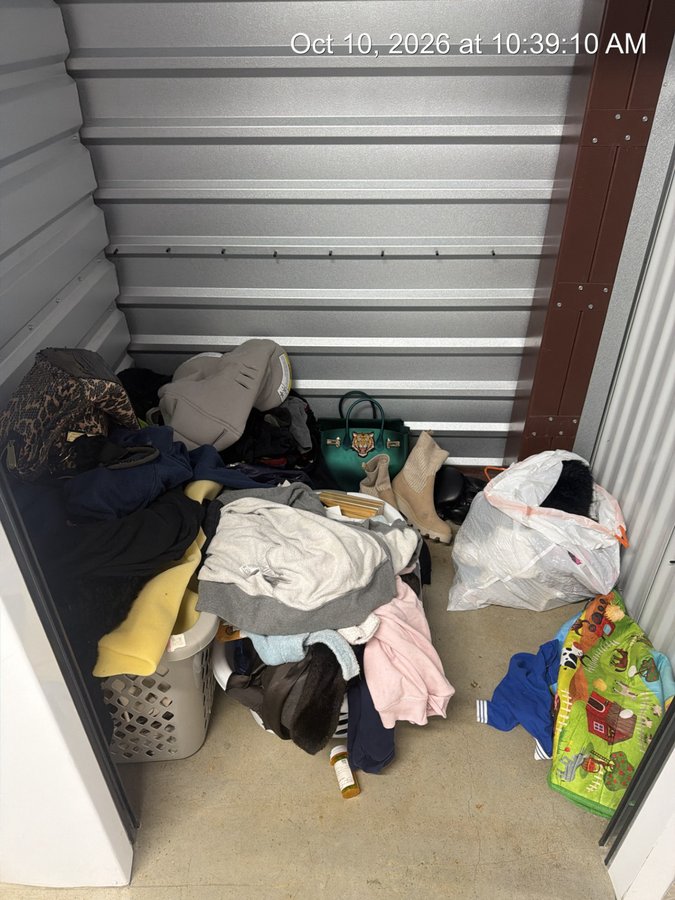 4 x 4 storage unit in Seattle, WA