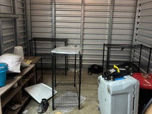 10 x 10 storage unit in Vancouver, WA