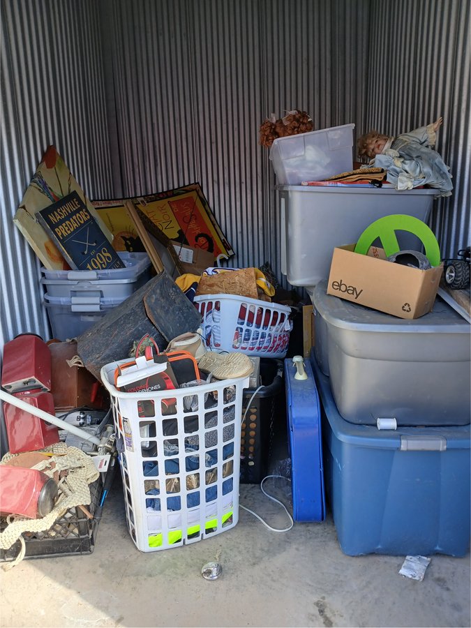 5 x 10 storage unit in Springfield, TN