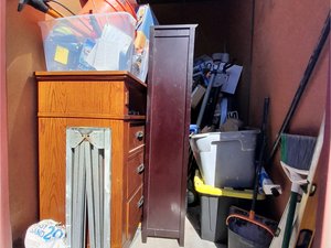 5 x 8 storage unit in Santa Rosa, CA