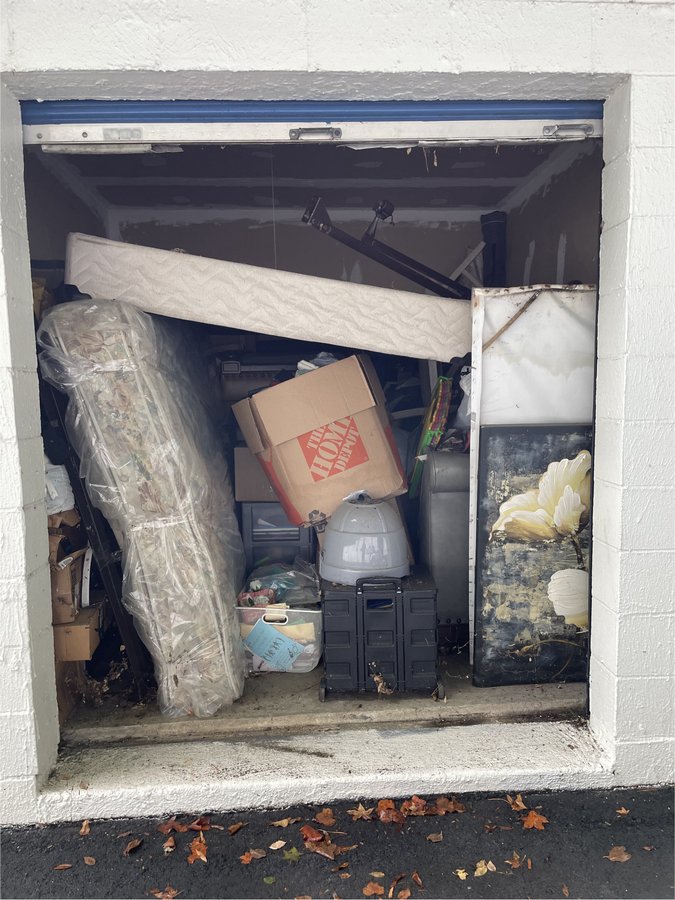 10 x 10 storage unit in Charlotte, NC