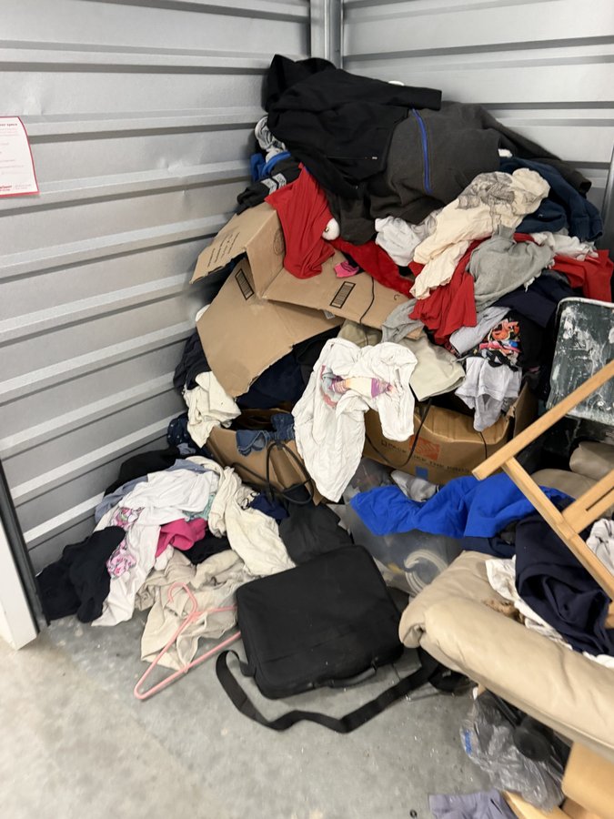 5 x 8 storage unit in West Palm Beach, FL