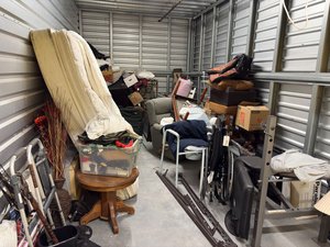 10 x 20 storage unit in Henderson, NV