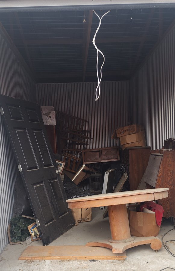 8 x 15 storage unit in Springfield, TN